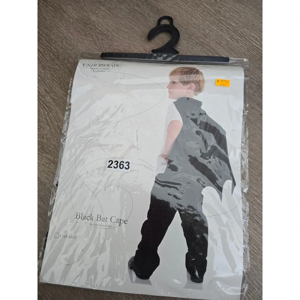 Underwraps Kids Black Bat Cape Scalloped Edges Halloween Costume Accessory 2363